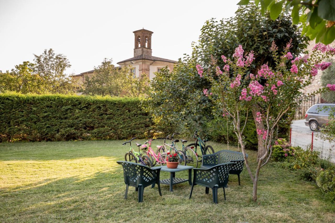 Borgo Santa Lucia Apartment With Private Parking & Garden กุบบีโอ ภายนอก รูปภาพ